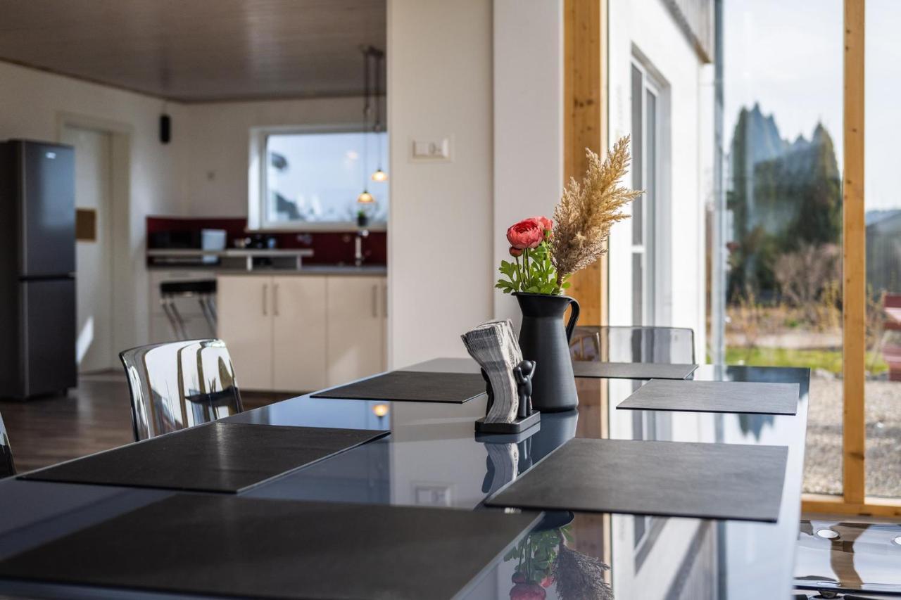 Ruhige Ferienwohnung Mit Panoramablick Ingoldingen Exterior photo